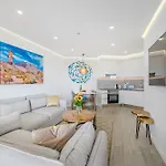 Blue Gold Escape - Ocean View, Airco, Heated Pool Apartamento *
