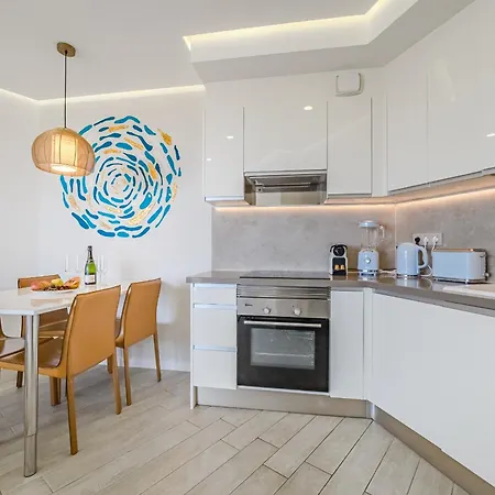 Blue Gold Escape In Ocean Garden Appartement