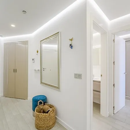 Blue Gold Escape - Ocean View, Airco, Heated Pool Appartamento *