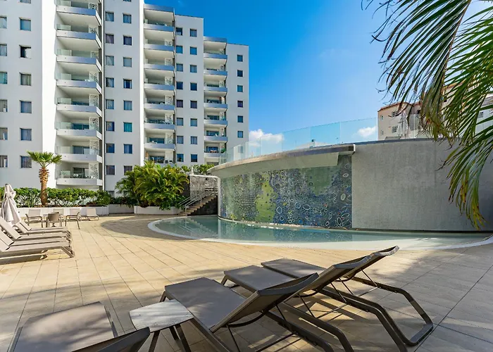 Blue Gold Escape - Ocean View, Airco, Heated Pool Apartamento *