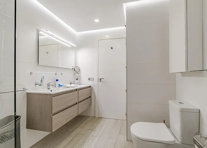 Апартаменти Blue Gold Escape - Ocean View, Airco, Heated Pool *