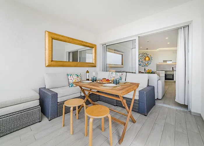 Blue Gold Escape - Ocean View, Airco, Heated Pool Адехе